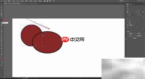 AI CC2018如何相交两个形状