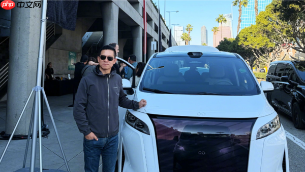 贾跃亭：未来5年产销目标40-50万台 FX 4设计图发布